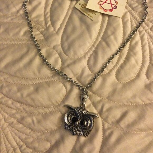 NWT Owl pendant antique silver tone - Picture 6 of 7